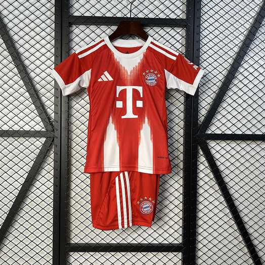 25-26 Bayern home kid kit