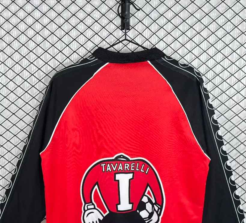 2002 Club Olimpia Asunción Red Goalkeeper Long Sleeve Retro Soccer Jersey S-2XL