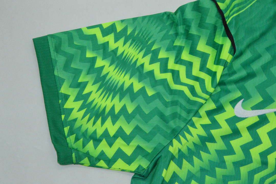 2026/27 Barcelona Green Goalkeeper Soccer Jersey S-2XL