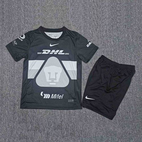 25-26 Pumas black goalkeeper kid kit