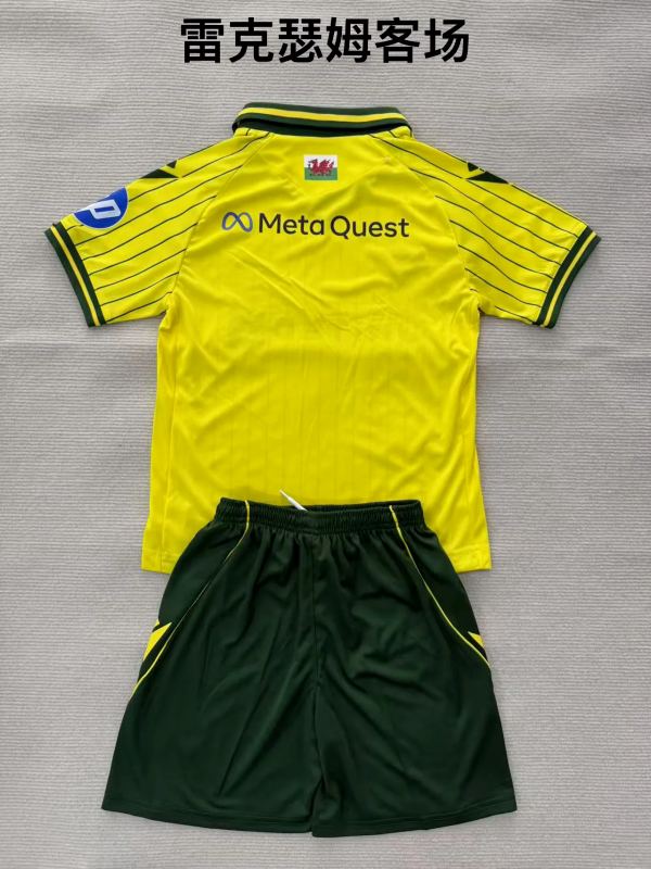 25-26 Wrexham away Kid Kit