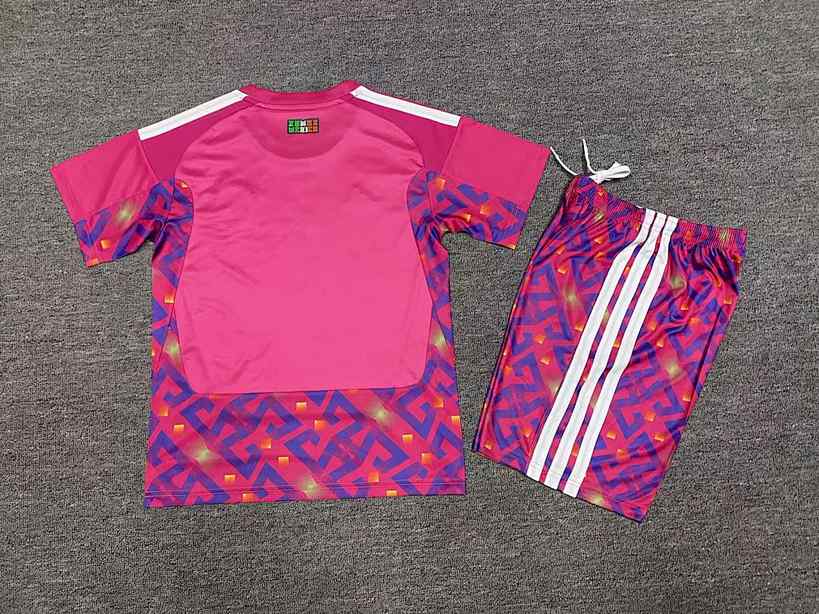 Mexico 2026 World Cup Pink Goalkeeper Kid kit size 16-28