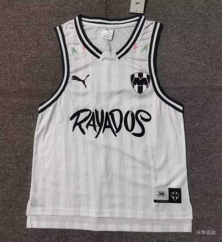 25-26 Monterrey white vest