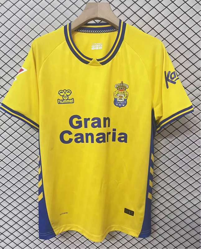 25-26 Las Palmas home soccer jersey
