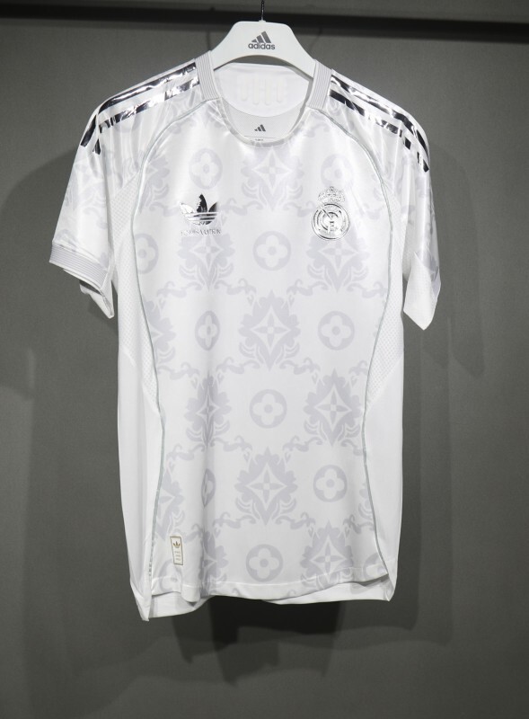 25-26 R MAD White and Silver Special Jersey