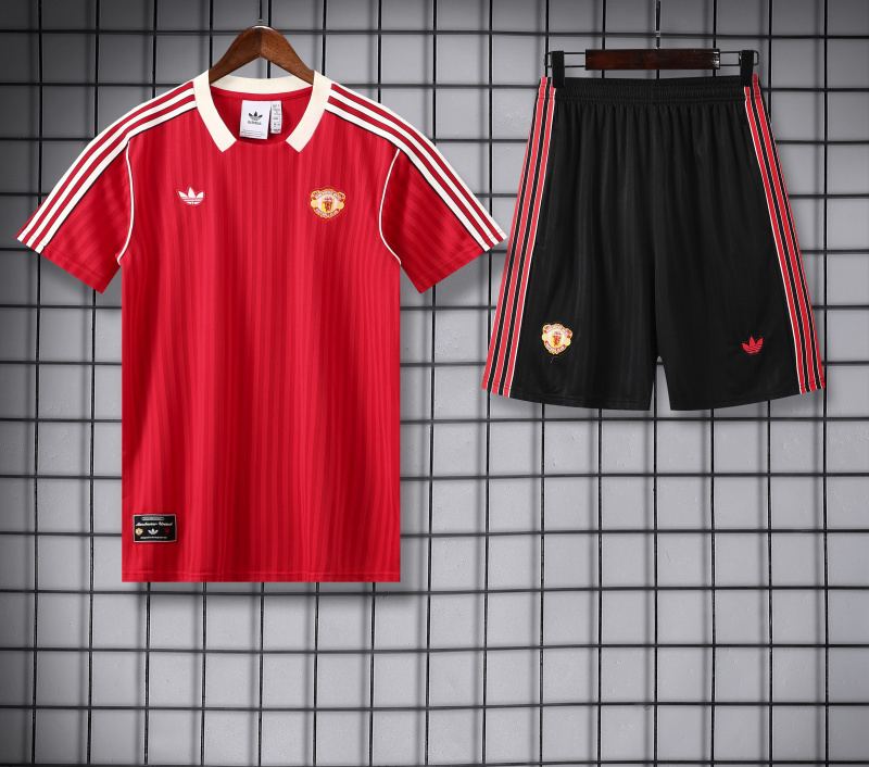 25-26 MNU Red Training Suit