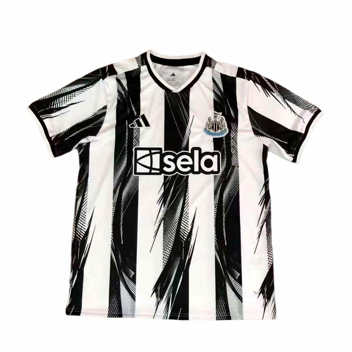 26-27 Newcastle United Home Kit