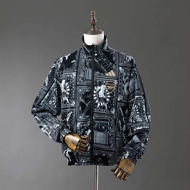 Arsenal 2025/26 Black Reversible Windbreaker
