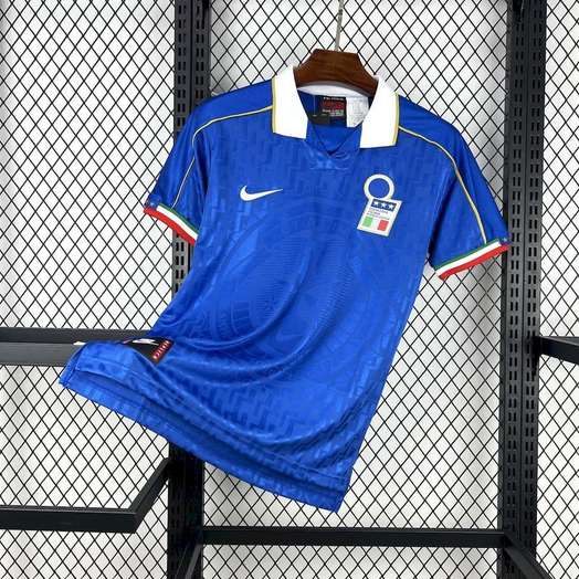 1995 Italy home retro jersey