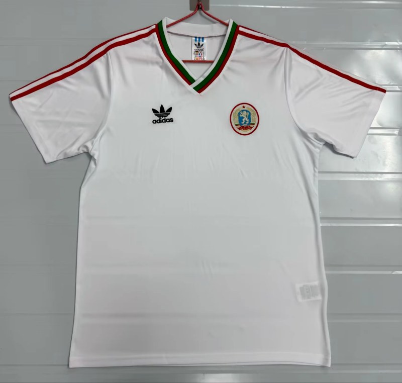 Retro 1986 Bulgaria home soccer jersey size S-2XL