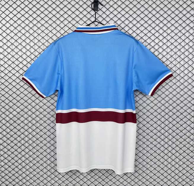 Retro Aston Villa 1997/98 Away soccer jerseys