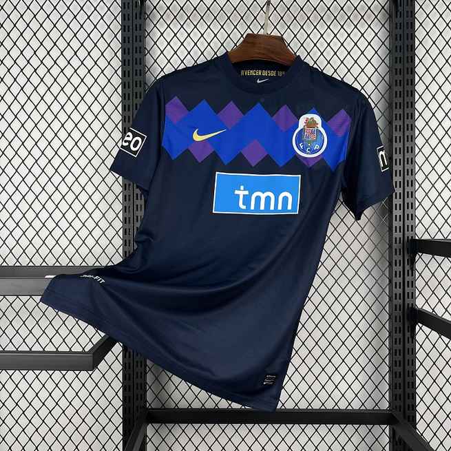 Retro FC Porto 2011/12 Away Jersey