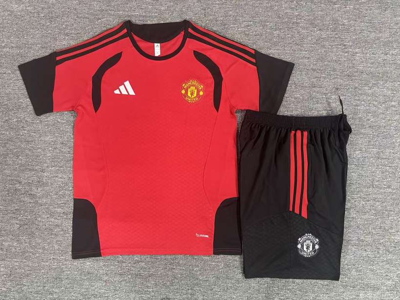 2026/27 Manchester United Red Training Kids Kit Size 16-28