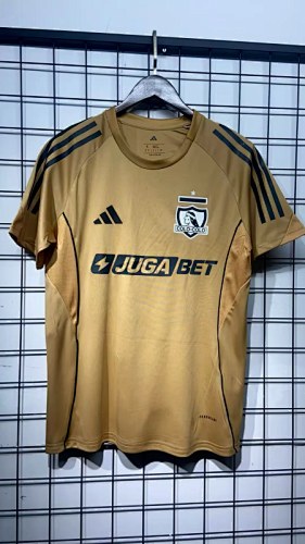 25-26 Colo Colo gold training jersey