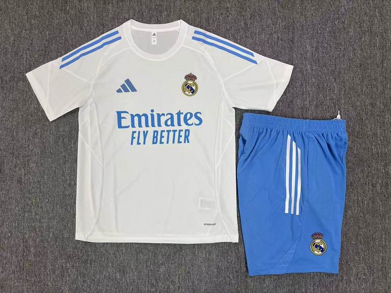 25-26 R MAD white training suit