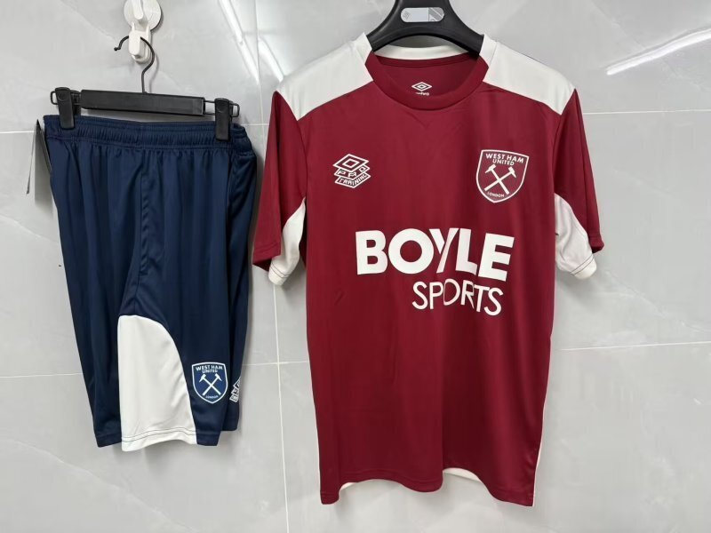 25-26 West Ham Red Training Suit