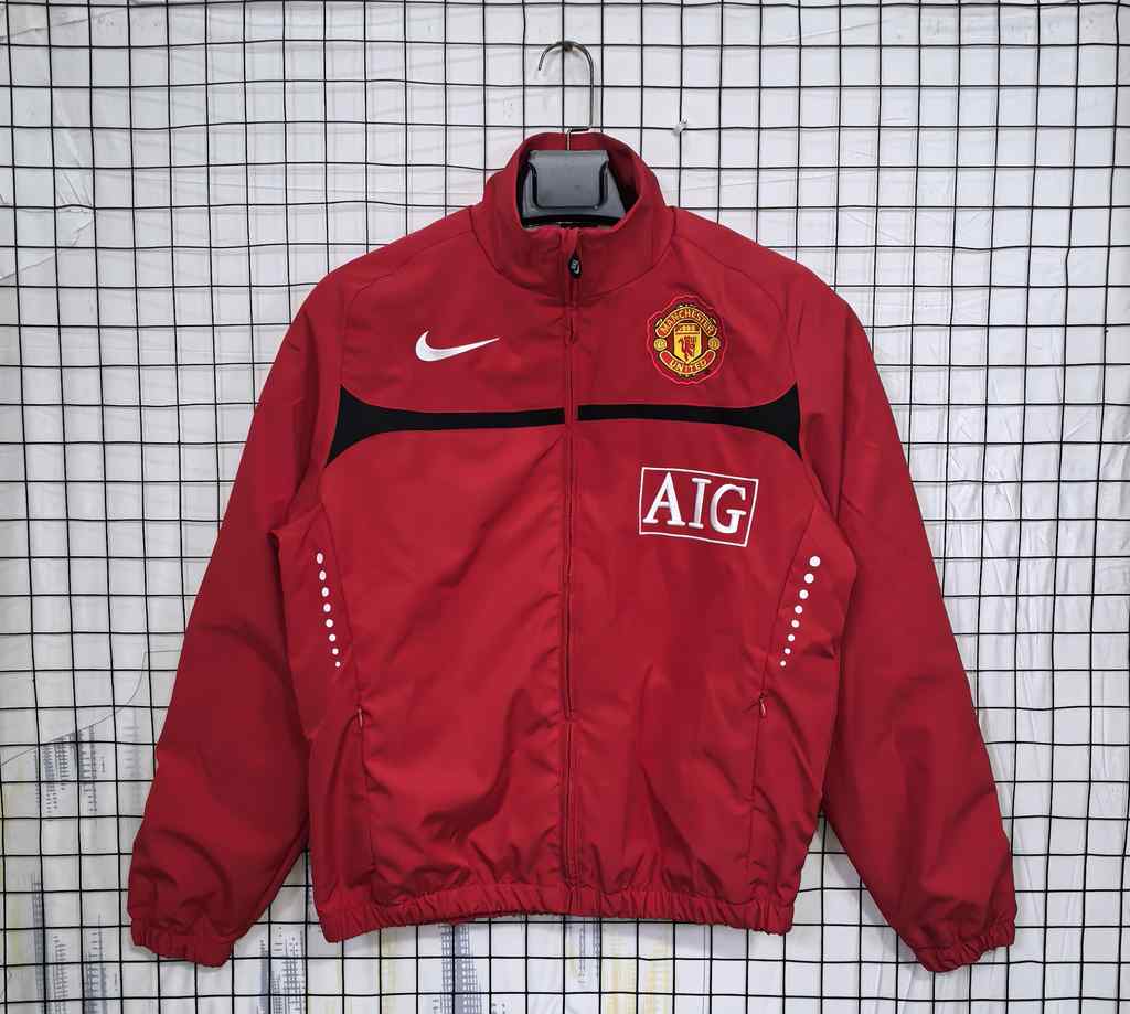 10/11 Manchester United Red Retro Windbreaker